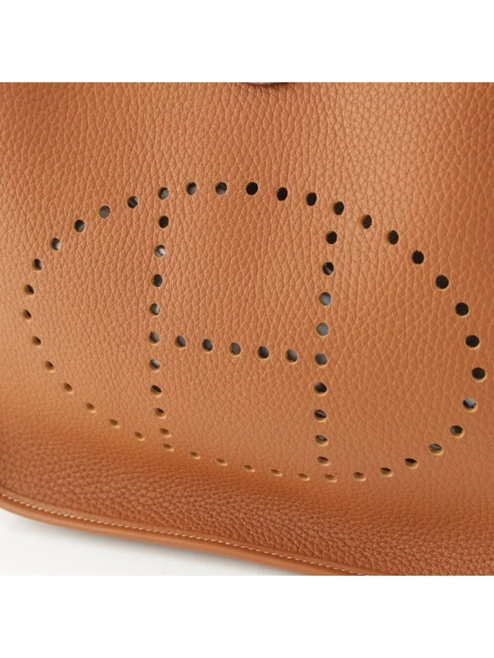Hermes Evelyne 3 Trois 29 PM Taurillon Clemence Amazon Shoulder Bag Gold